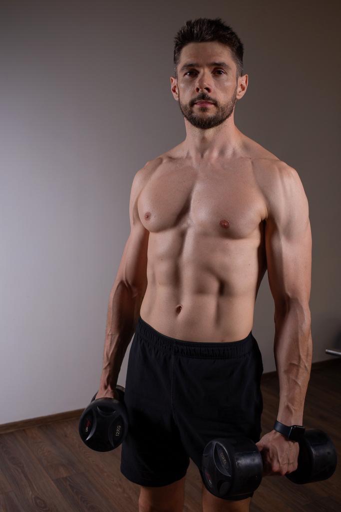 Radu Mocuța – Coach Fitness & Nutriție